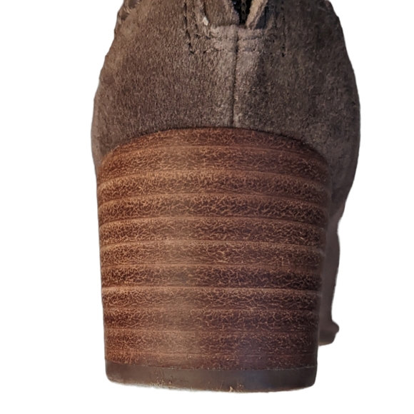 Ugg Bandara Suede Bootie in Mysterious - Picture 8 of 9